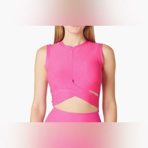 BEYOND YOGA Featheweight Under Over Cropped Muscle Tank EUC